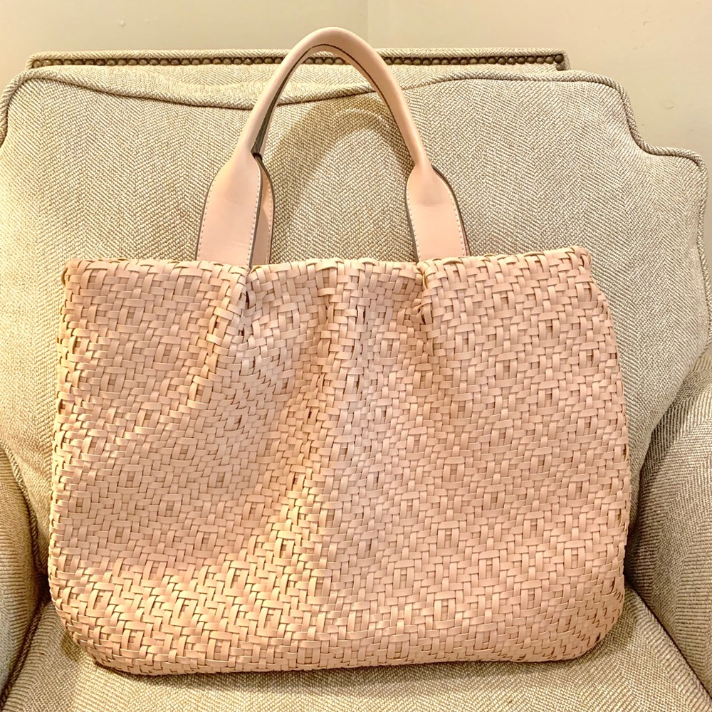 👜 NWT Sole Society Peachy Blush Handbag